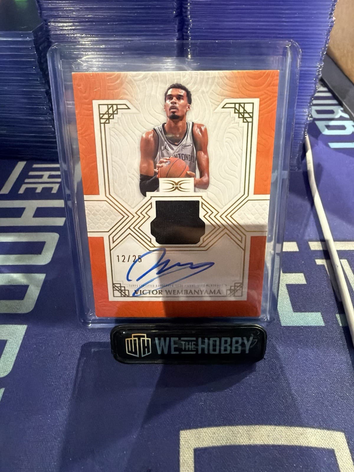 2025-26 Topps  Definitive Victor Wembanyama Patch Auto  Orange /25 (wemby) 🔥