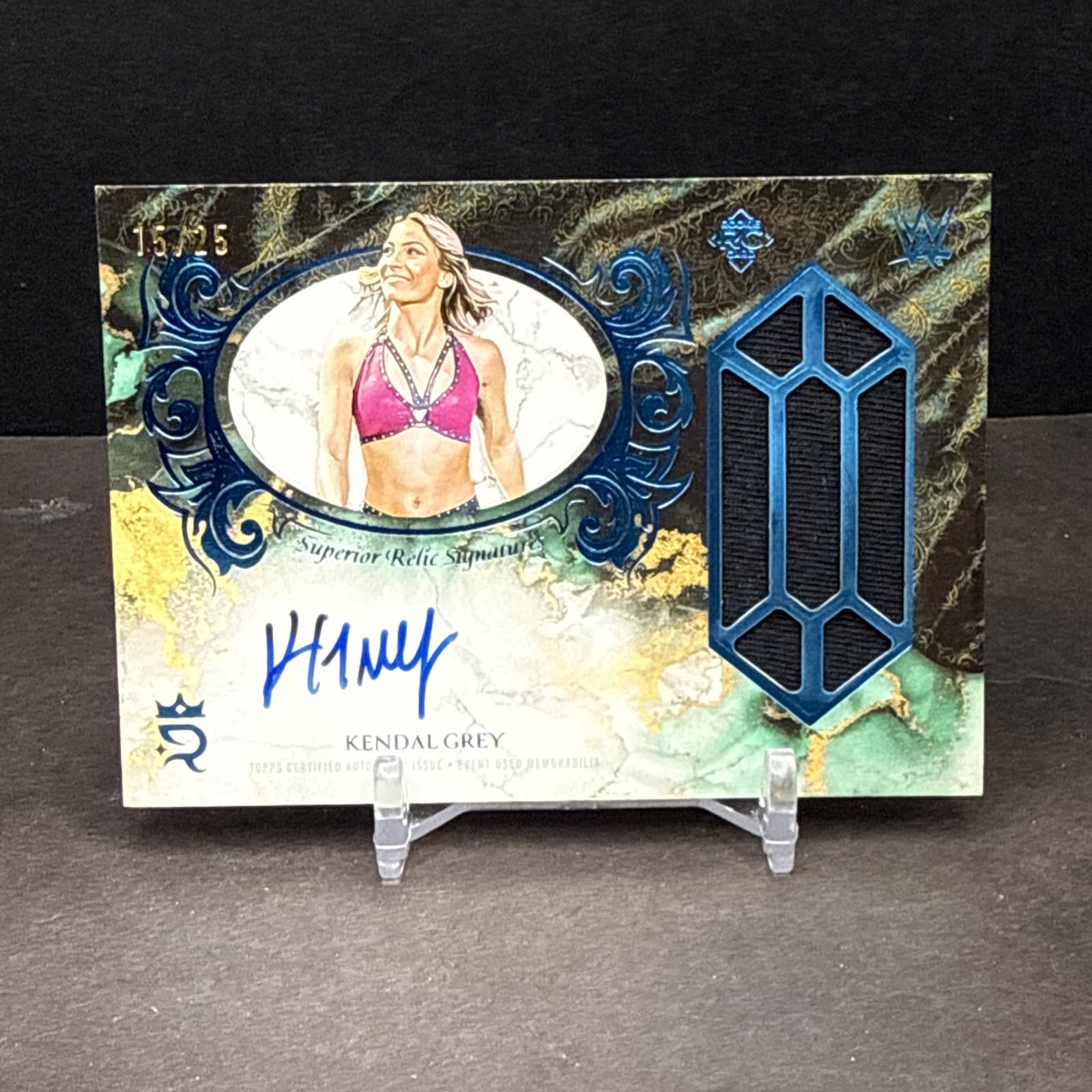 Kendal Grey 2025 Topps Royalty WWE Superior Relic Signature Blue SP 15/25 FP1