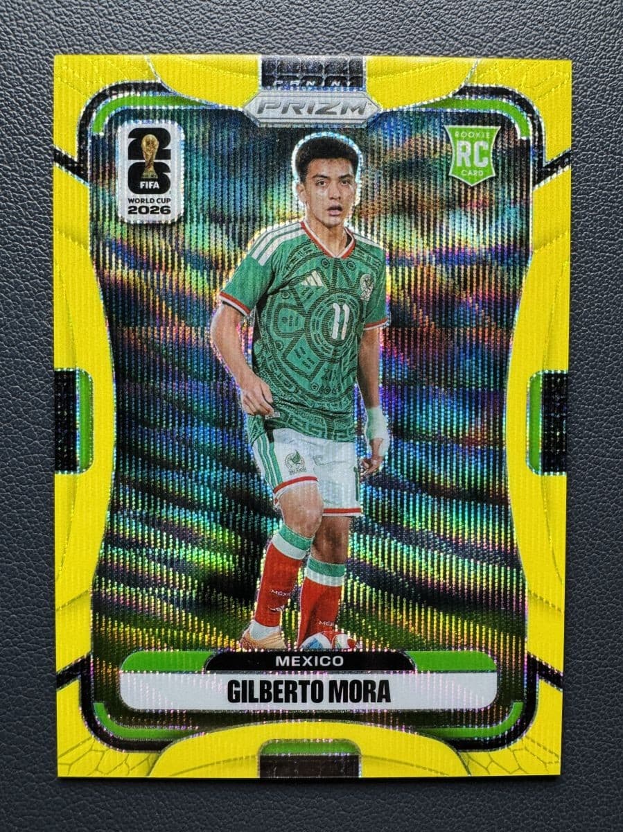 2026 Panini Prizm World Cup Gilberto Mora #290 Rookie RC Yellow Wave /180 Mexico
