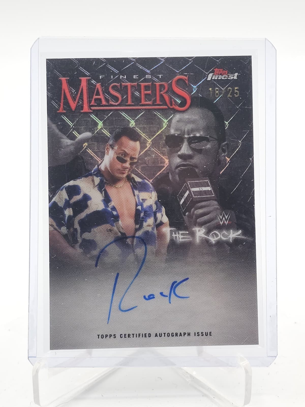 THE ROCK 2025 TOPPS FINEST WWE MASTERS AUTO /25 #FM-DJR Q6890