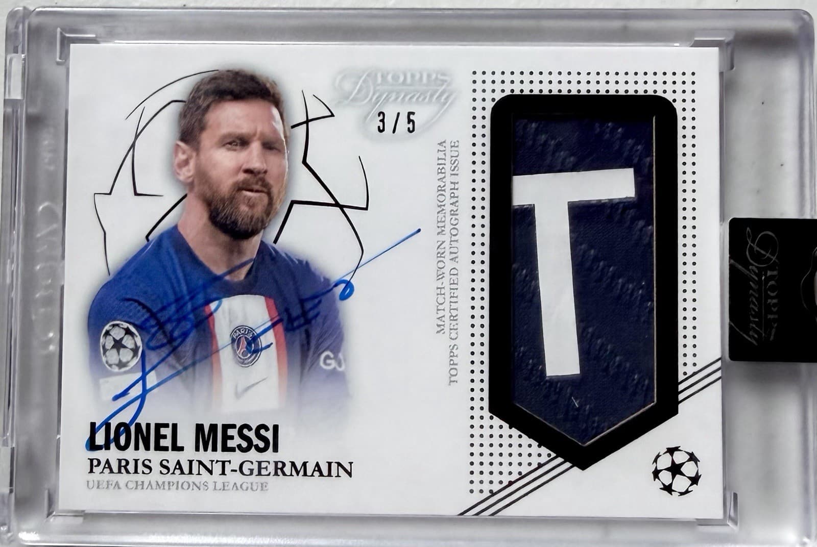 Lionel Messi 3/5 Black Patch PSG Auto 2022-23 Topps Dynasty UEFA Soccer Card