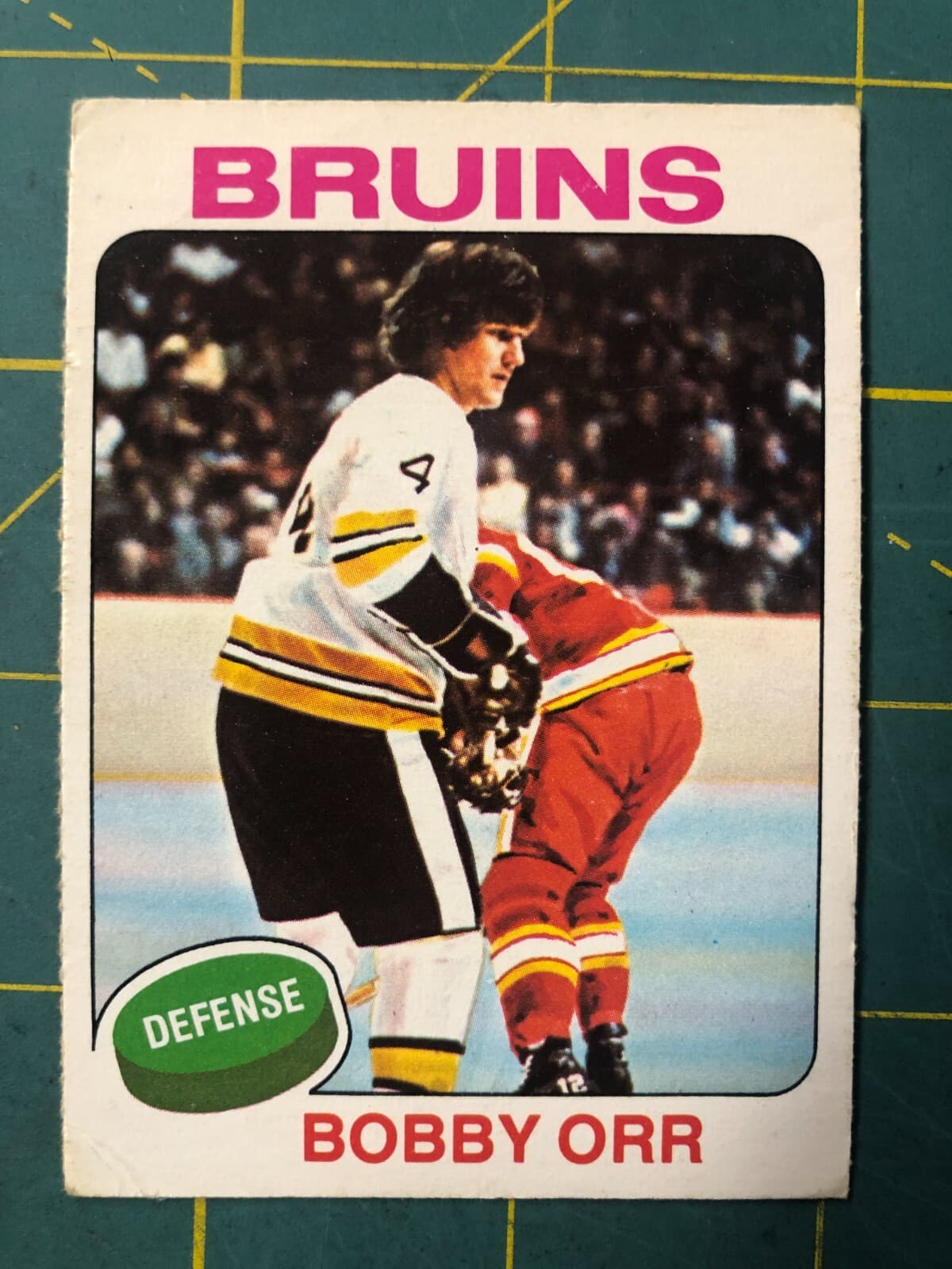 1975 OPC O-Pee-Chee Hockey #100 Bobby Orr