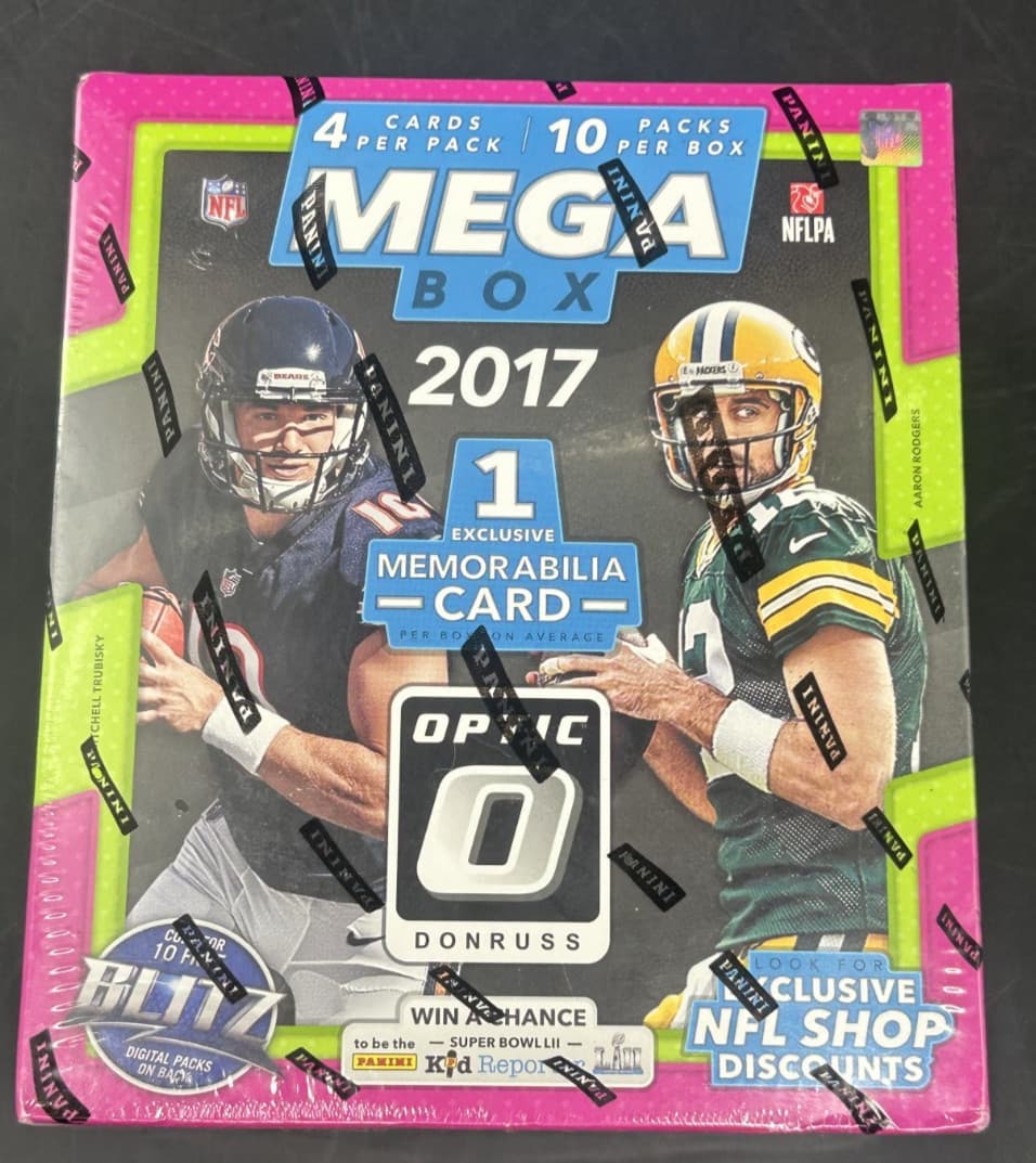 2017 Panini Donruss Optic Football Mega Box Sealed Patrick Mahomes RC Year