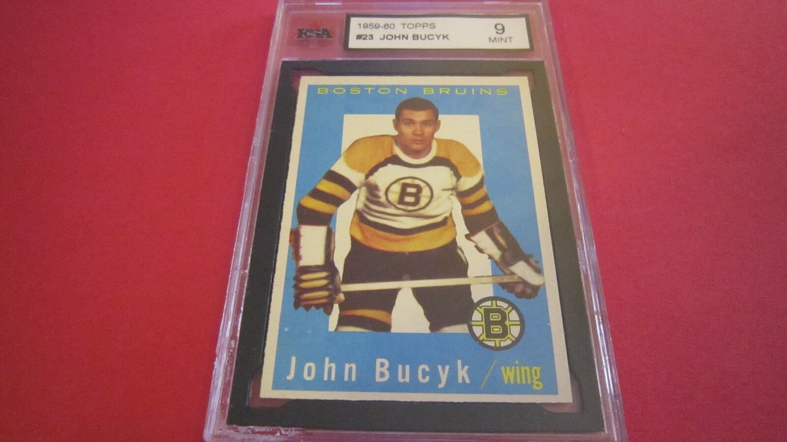 1959-60 TOPPS HOCKEY~#23~JOHNNY BUCYK~HALL OF FAME~BOSTON BRUINS~KSA 9 MINT