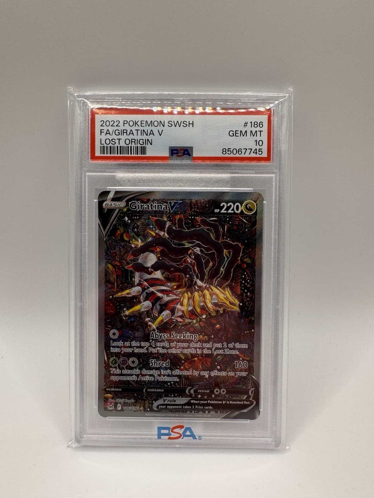 Pokemon TCG Lost Origin Giratina V 186/196 Alt Full Art Holo PSA 10