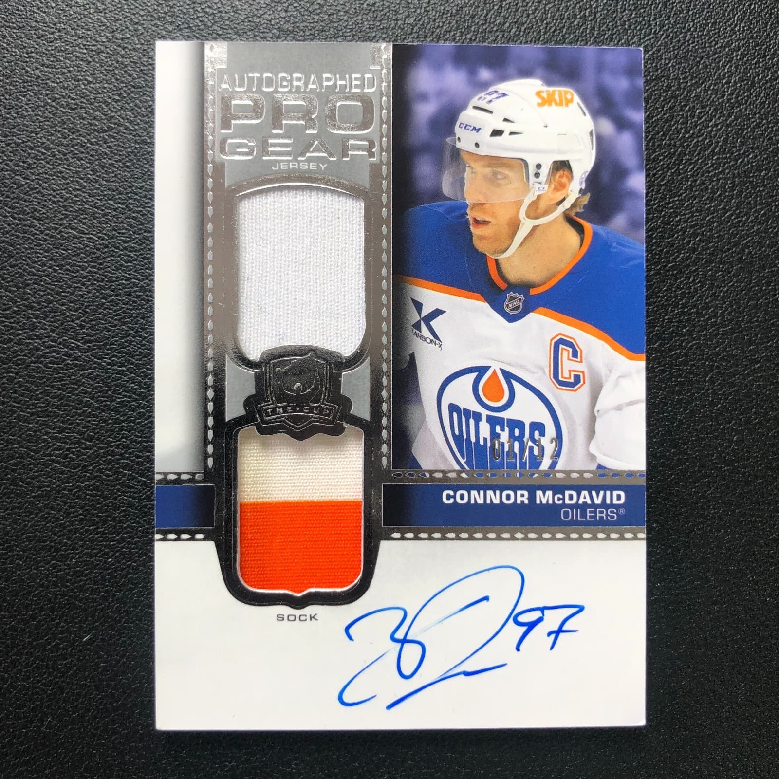 2024-25 Upper Deck the Cup Hockey Auto Pro Gear Jersey Connor McDavid 1/12 ≈1/1