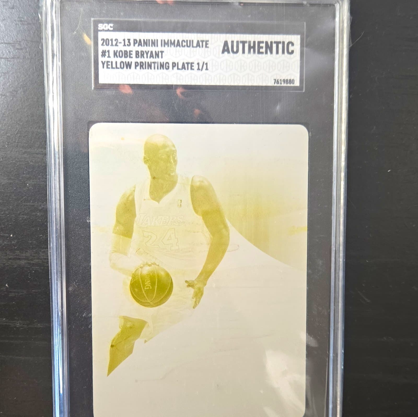 Panini 2012-13 Immaculate Kobe Bryant #1 Lakers Yellow Printing Plate 1/1 SGC