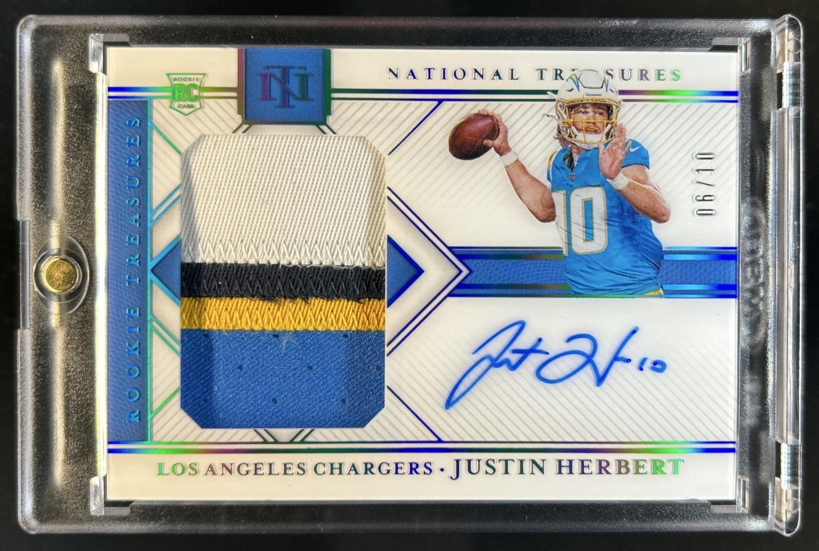 2020 Panini National Treasures Justin Herbert Rookie Patch Auto RC #/10 Chargers