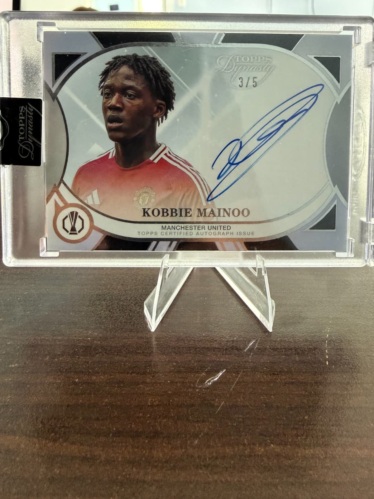 Kobbie Mainoo Auto 2024-25 Topps Dynasty UEFA CC 3/5 Black Manchester United