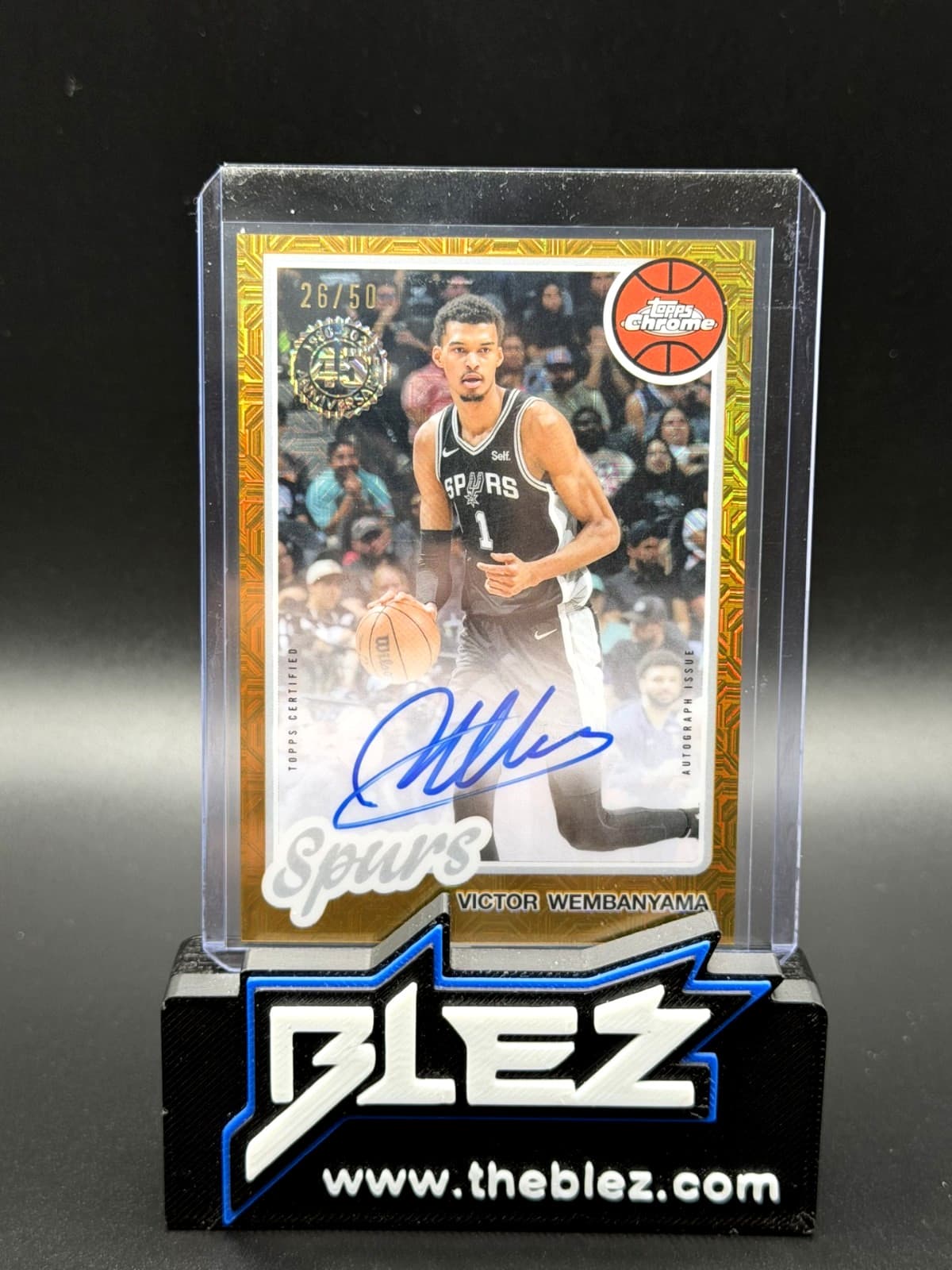 2025-26 Topps Chrome Basketball Auto Gold Refractor Victor Wembanyama /50 Mojo