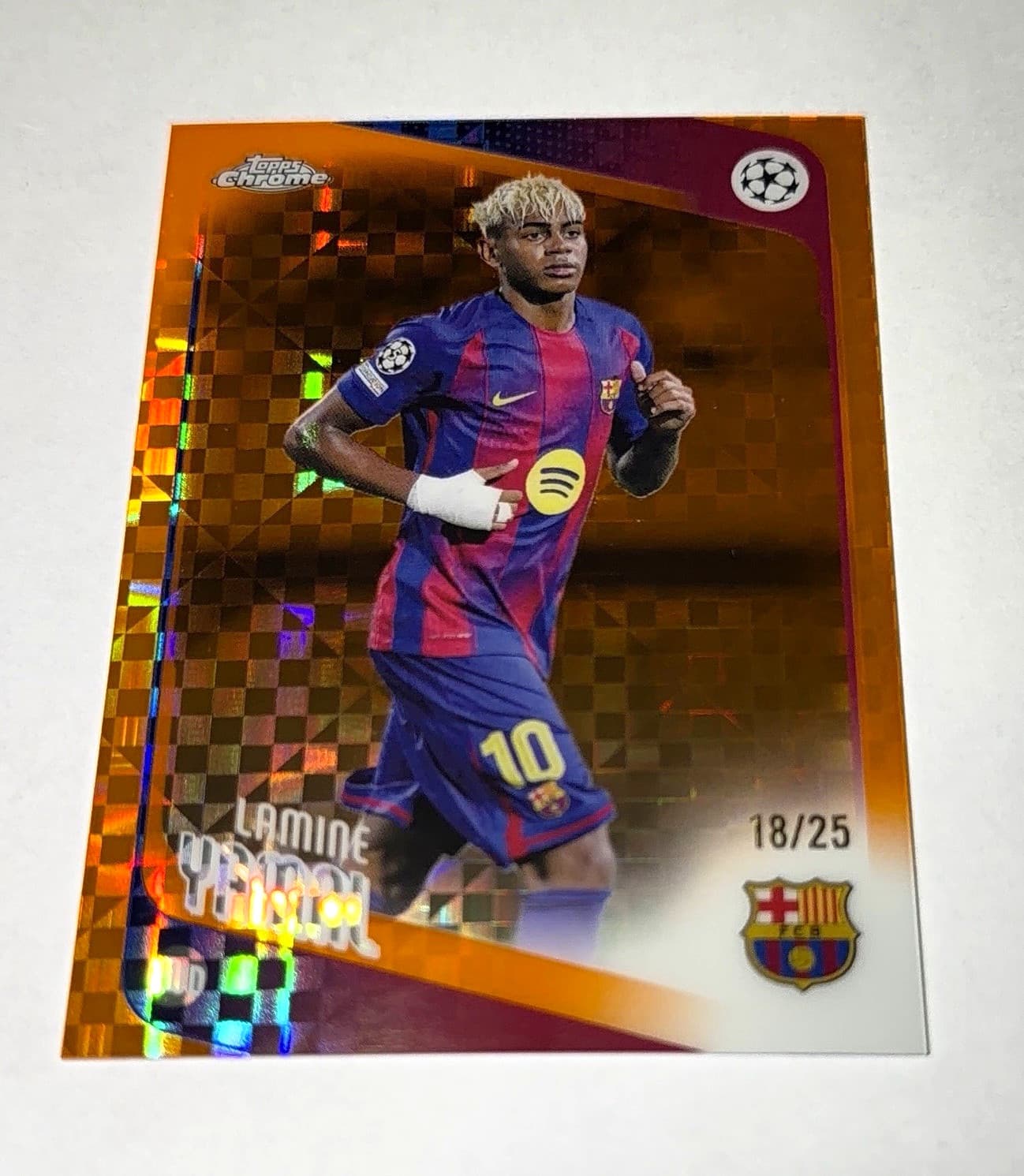 Topps Chrome UEFA Lamine Yamal 2025-26 X-Fractor /25 Orange FC Barcelona