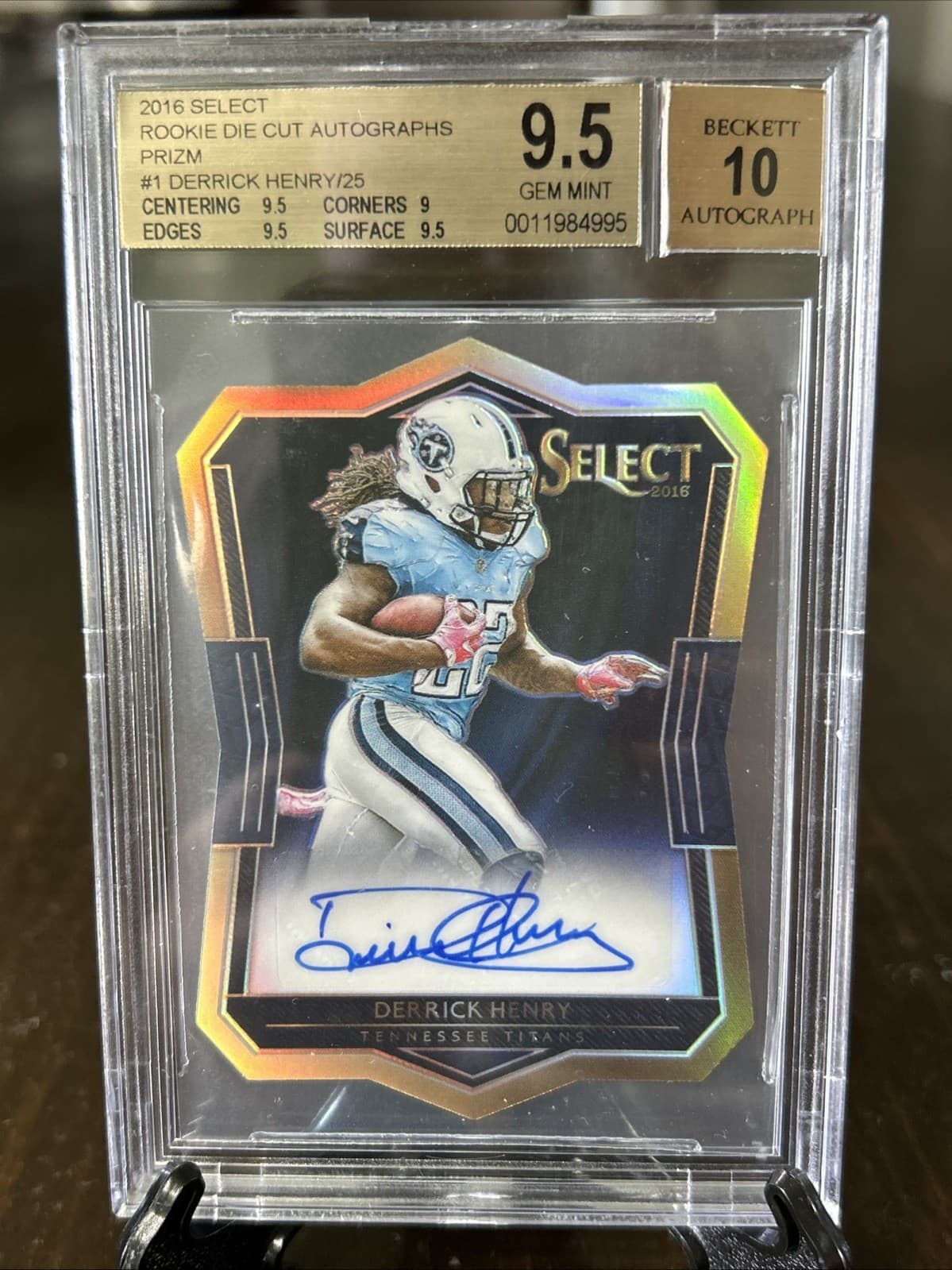 2016 Derrick Henry ROOKIE AUTO #/25 BGS 9.5 Gem Mint Die Cut Prizm Select RDC-DH