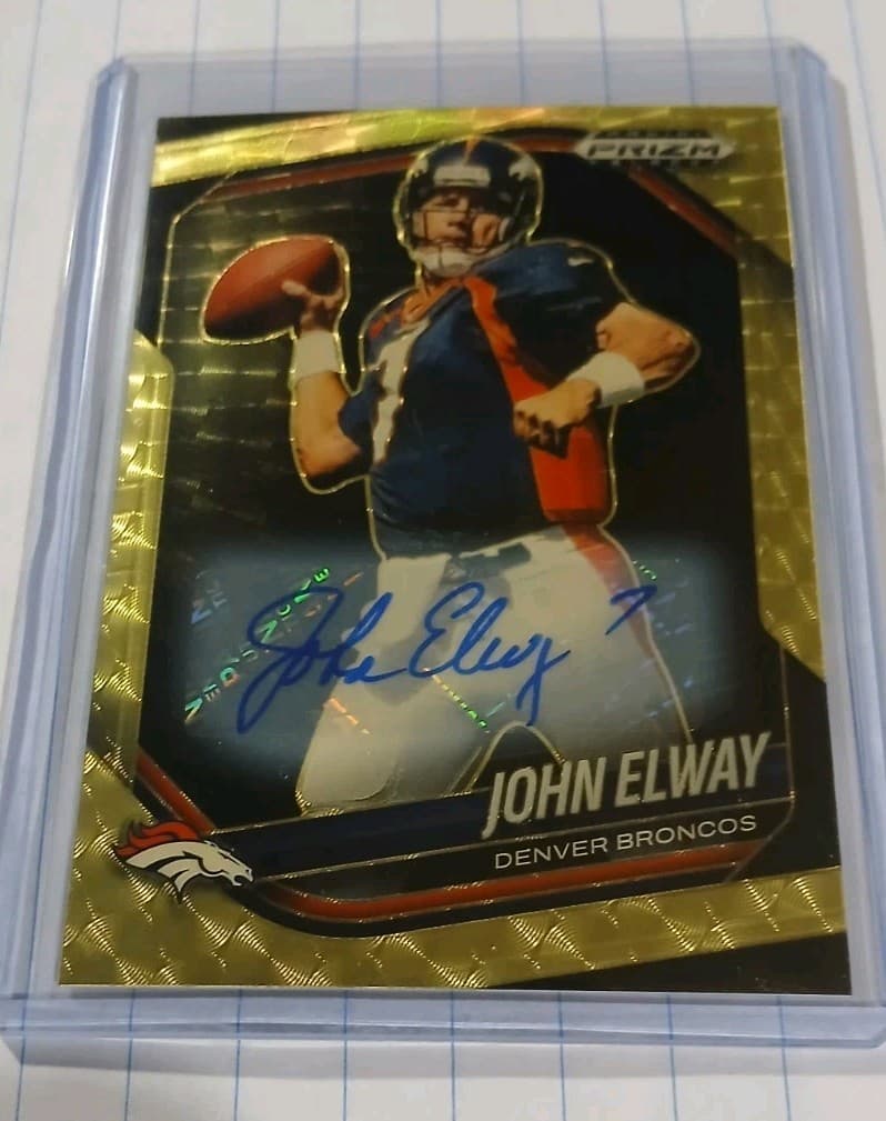 2025 Panini Prizm Black Auto John Elway Gold Vinyl Denver Broncos 5/5 