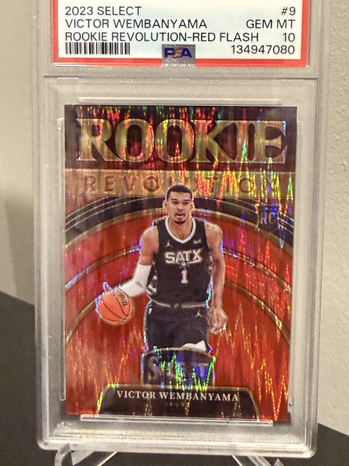 Victor Wembanyama /99 PSA 10 RC 2023-24 Select Rookie Revolution Red Flash Prizm
