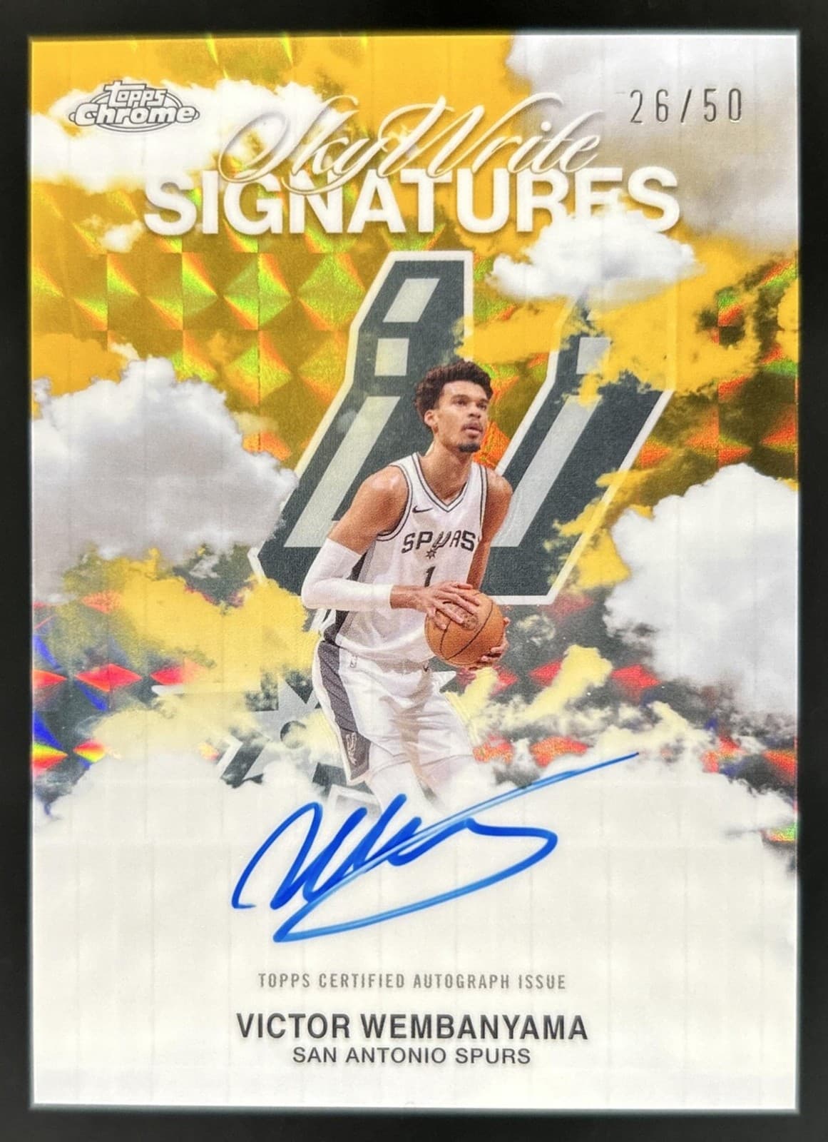 2025-26 Topps Chrome Victor Wembanyama SkyWrite Geometric Gold Auto #/50