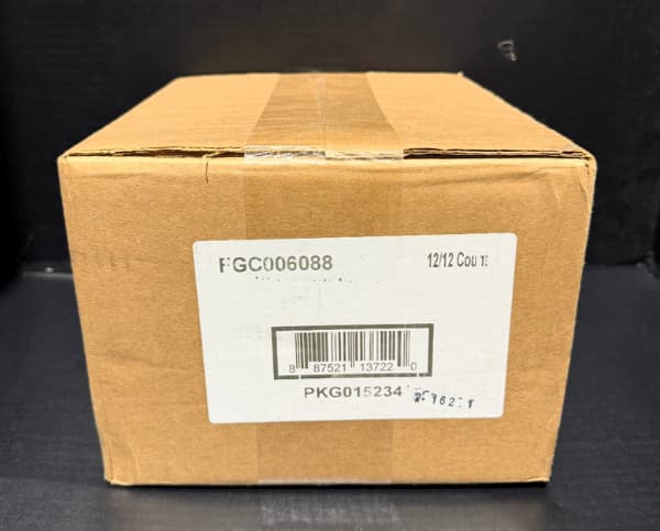 2025 TOPPS CHROME HOBBY UFC SEALED 12 BOX CASE Q0003 A