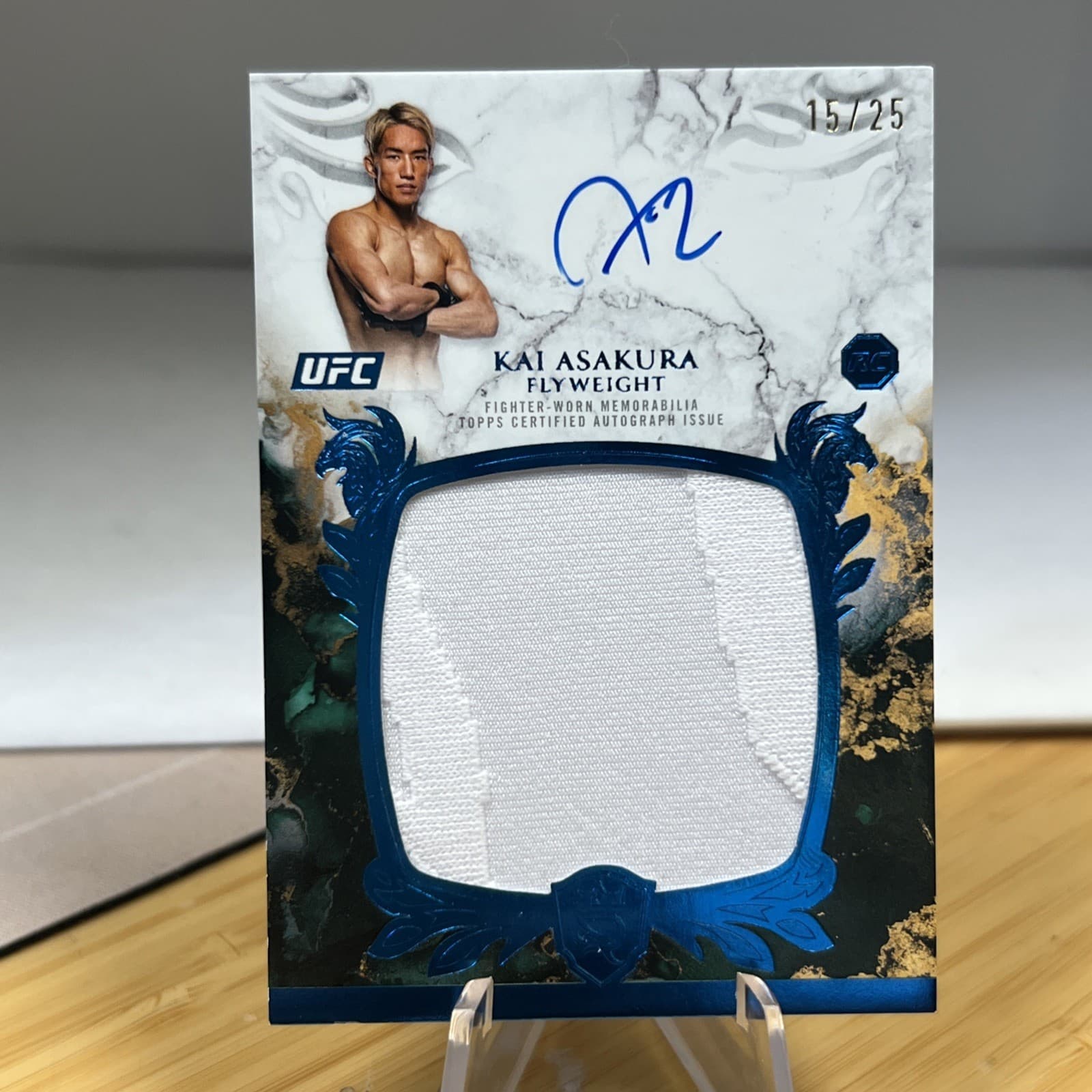 2025 Topps Royalty UFC Kai Asakura #RRA-KA Rookie Relic Autograph /25 RC