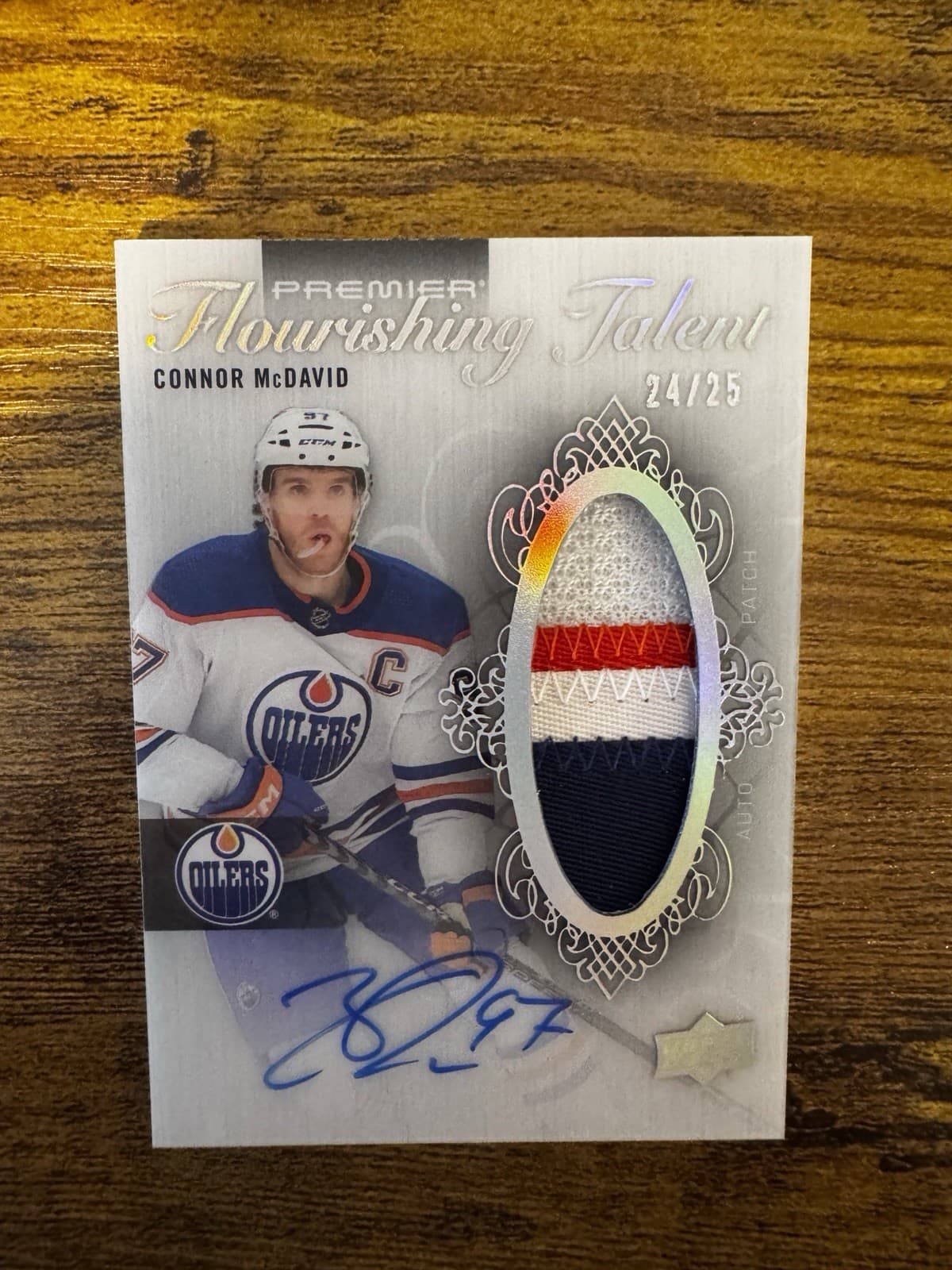 Upper Deck 2023 Premier Flourishing Talent Auto Patch Connor McDavid FT-CM /25