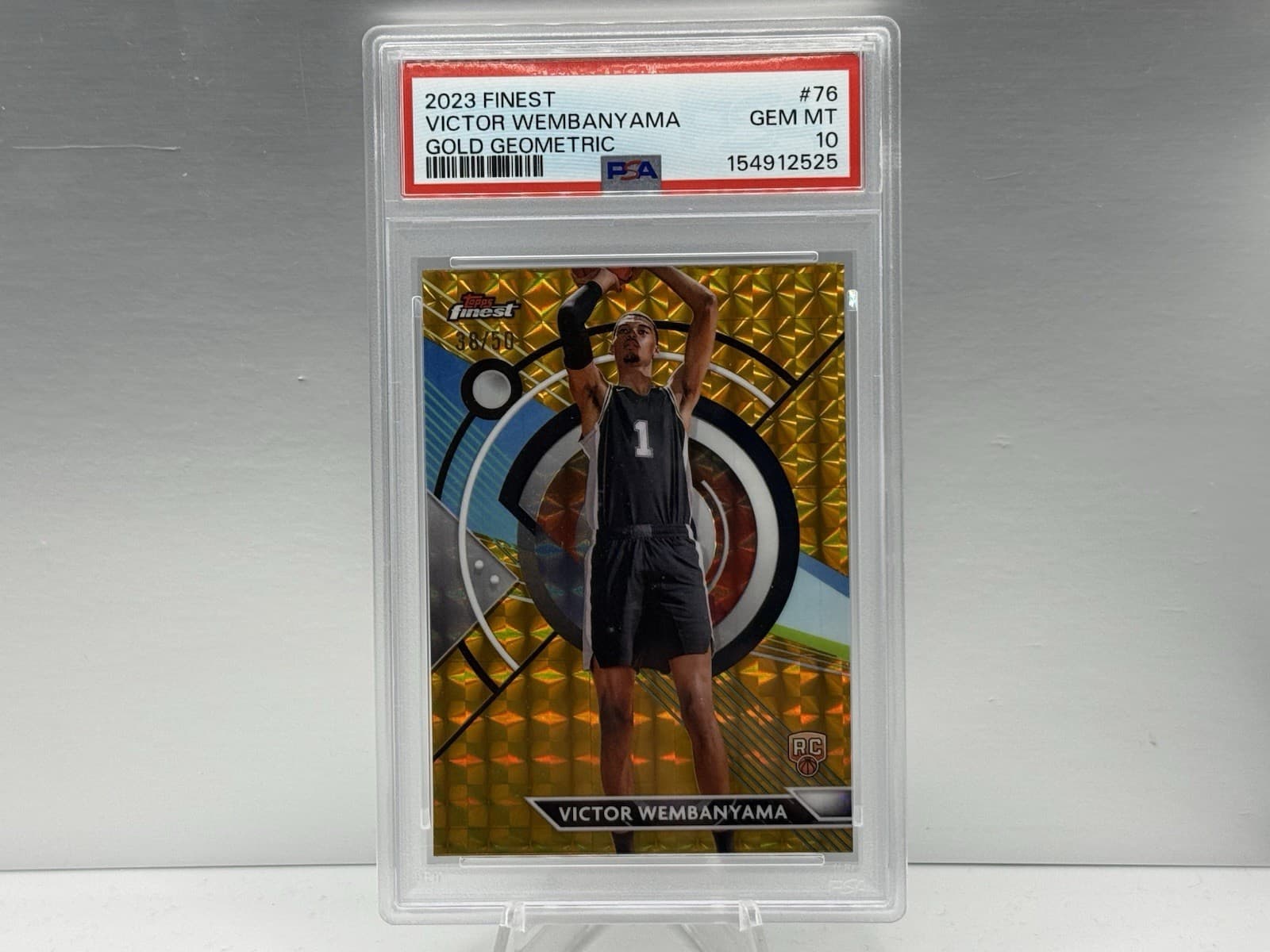 2023-24 Topps Finest Victor Wembanyama Gold Geometric Refractor /50 (RC) GEMBY!
