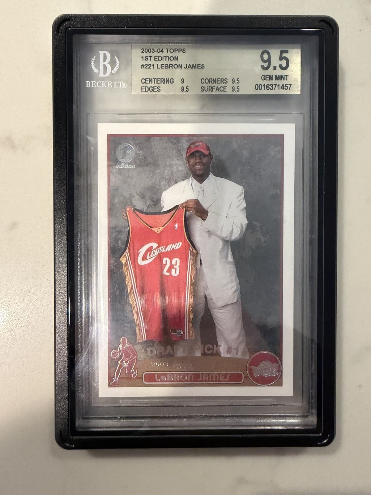 2003-04 Topps First Edition LEBRON JAMES Rookie Bgs 9.5 Gem Mint+ RC 1st Edition
