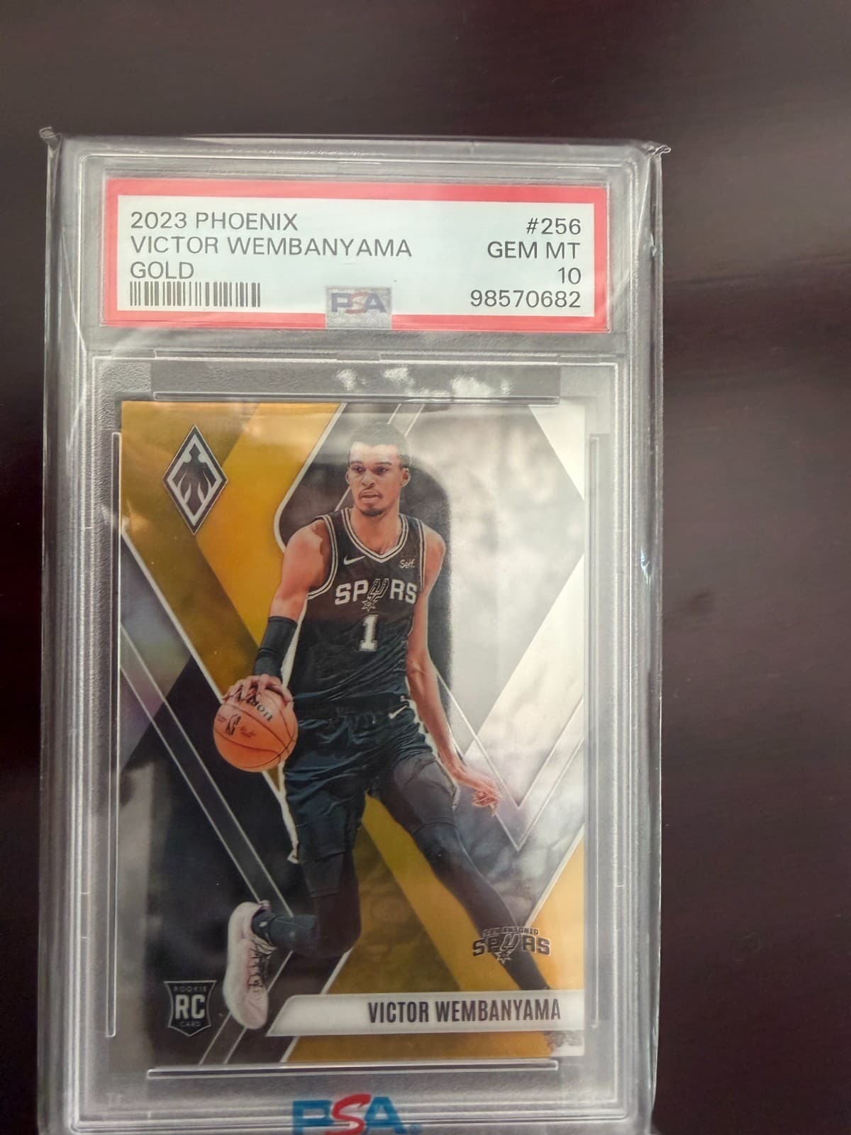 VICTOR WEMBANYAMA PSA 10 2023 PANINI PHOENIX #256 GOLD PRIZM ROOKIE RC 02/10