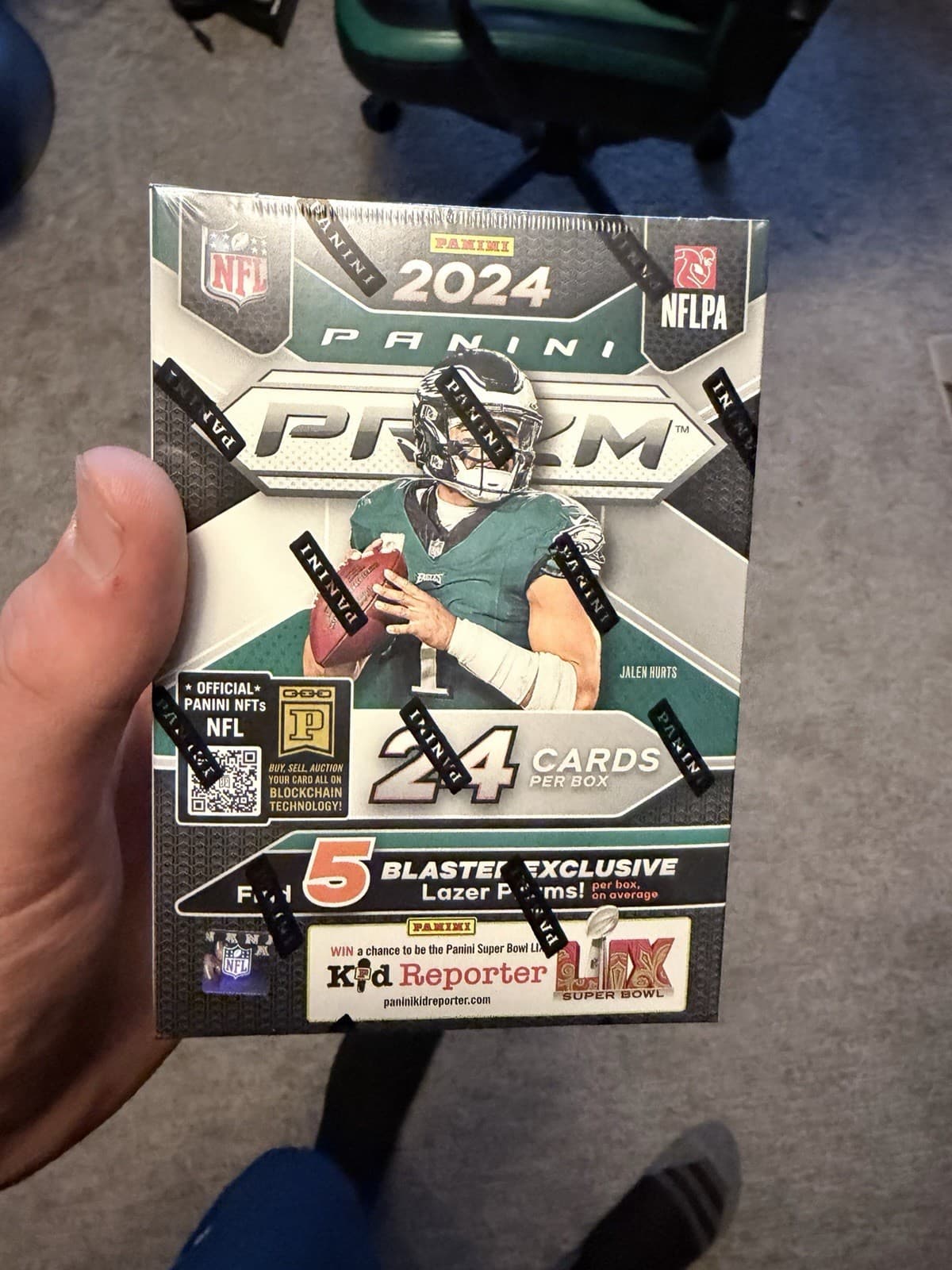 2024 Panini Prizm NFL Football Trading Cards Blaster Box 24 Cards Base Rookies
