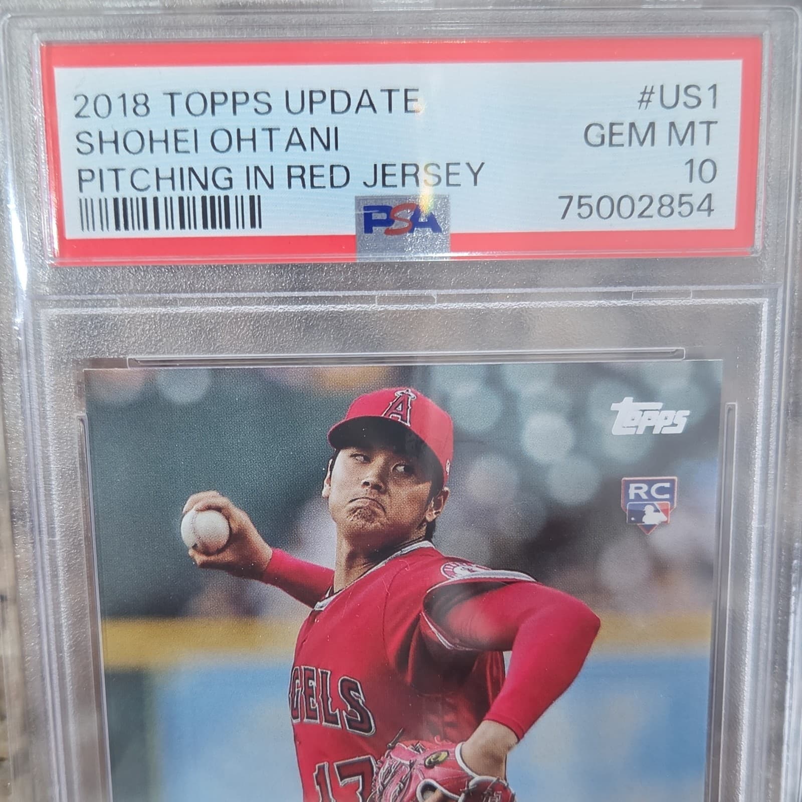 Topps 2018 Update Series Shohei Ohtani #US1 Pitching Red Jersey RC PSA 10