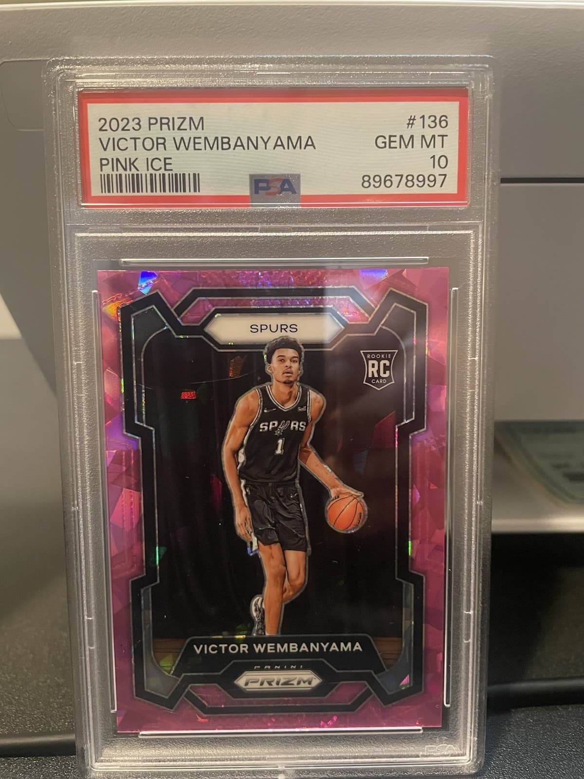 2023-24-PSA 10-Panini Prizm - Victor Wembanyama #136 Pink Ice Prizm (RC)