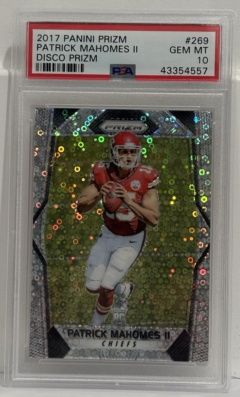 2017 Panini Prizm - Rookies Patrick Mahomes Disco Prizm  PSA 10 GEM MT A-137