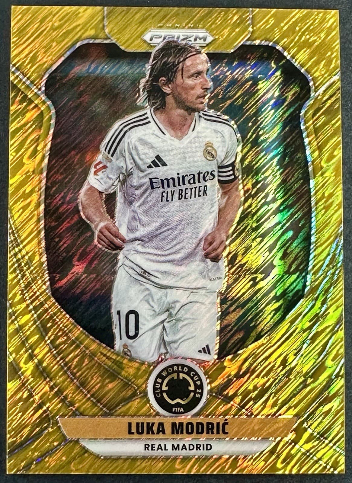 2025 Prizm FIFA World Cup Luka Modric FOTL Gold Shimmer 1/3