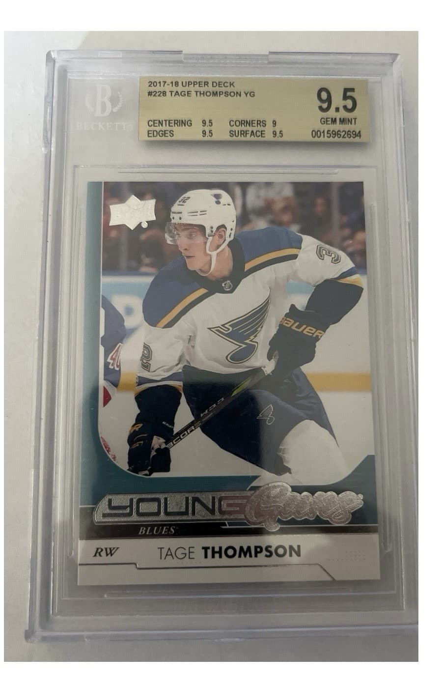 2017-18 Upper Deck - Young Guns Tage Thompson #228 (RC) BGS 9.5 