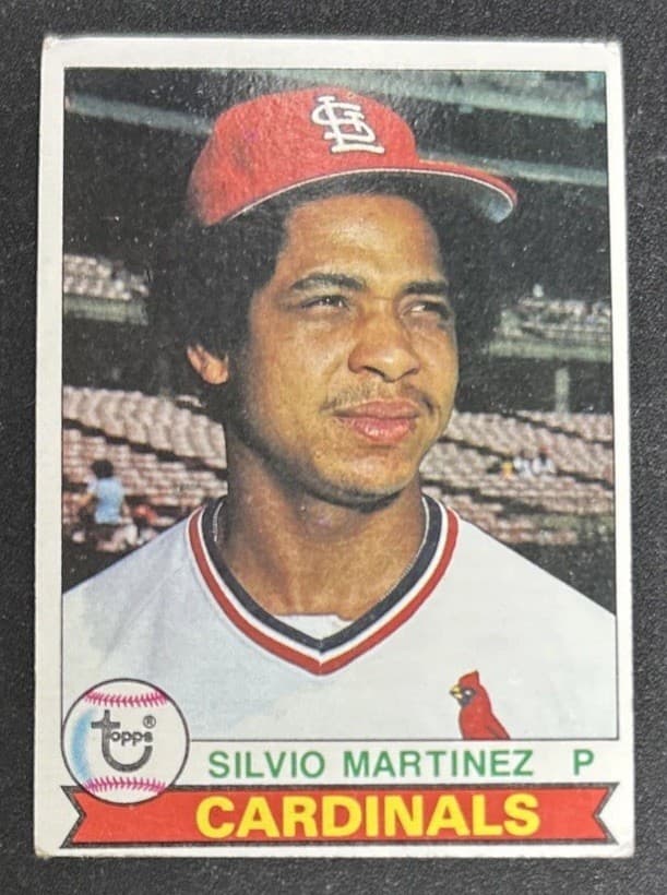 1979 Topps Silvio Martinez Baseball Rookie Card (RC) #609 Cardinals Pitcher FR