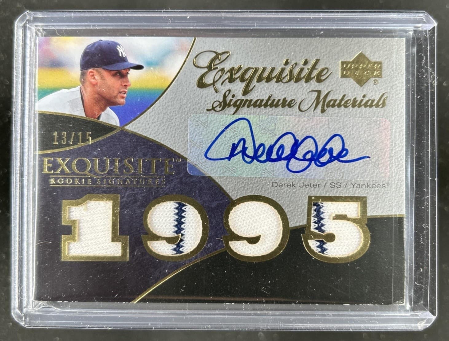 2007 Upper Deck Exquisite Rookie Derek Jeter Signature Patch Gold Auto #/15