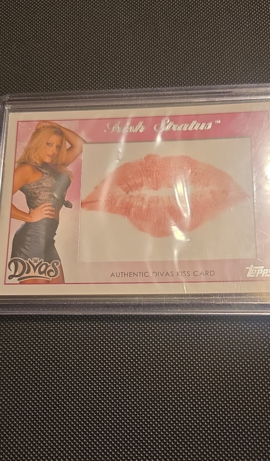 2015 Topps WWE - Diva Kiss Cards Trish Stratus (MEM)