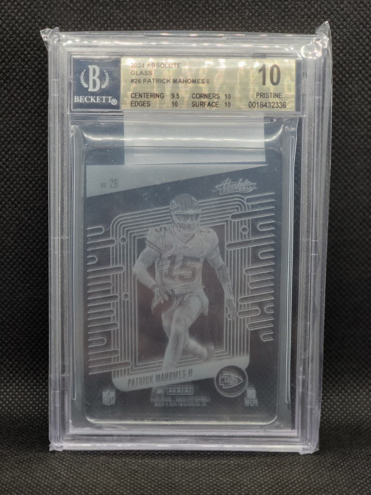 Patrick Mahomes - BGS 10 Pristine - 2024 Panini Absolute Glass SSP KC Chiefs