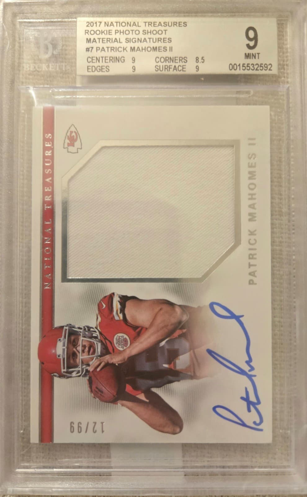 2017 National Treasures Mahomes Rookie Patch Auto /99 BGS 9 / 10 AUTO Chiefs RC