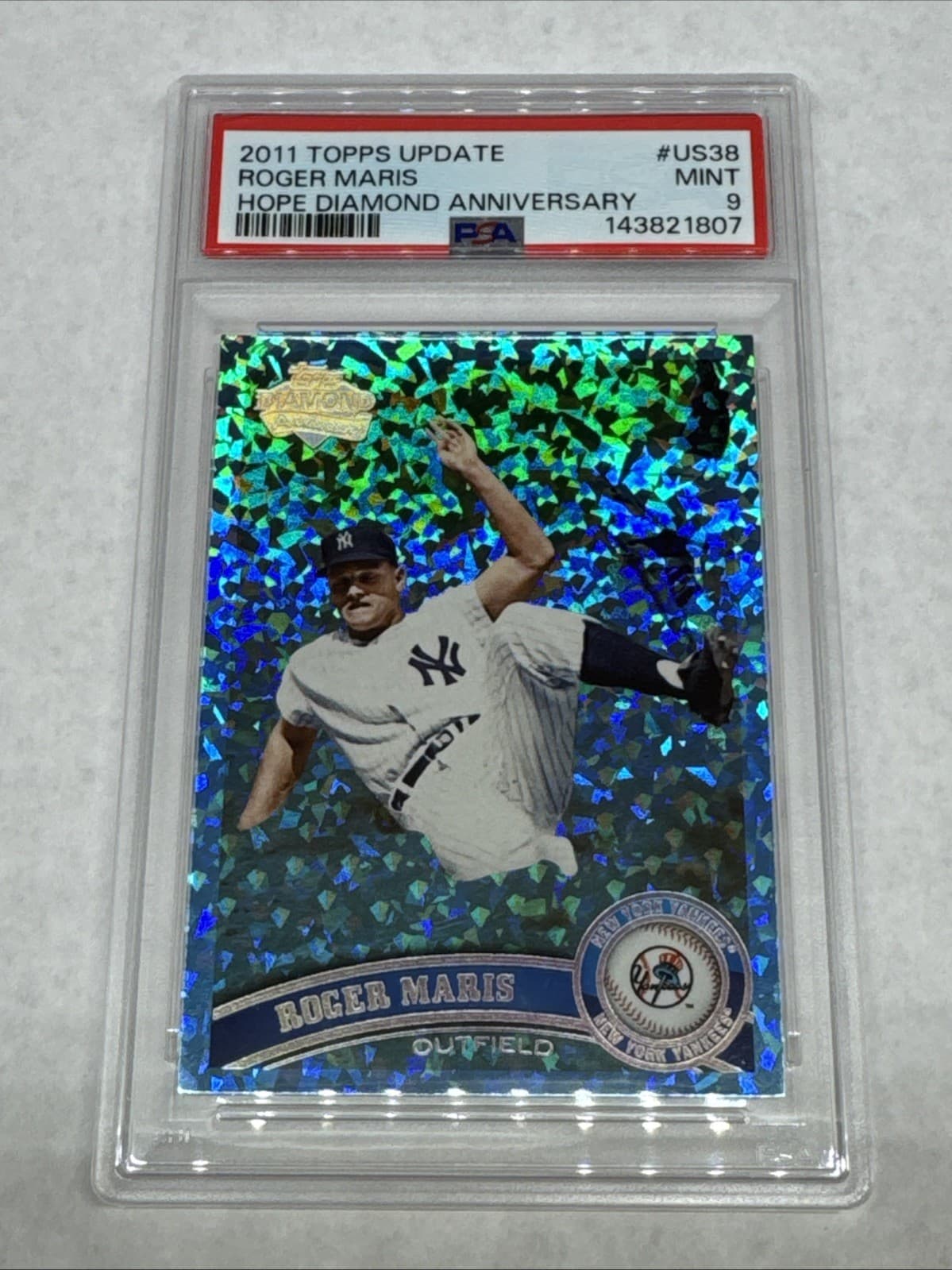 2011 Topps Update Variation Roger Maris Hope Diamond Ann Blue /60 PSA 9