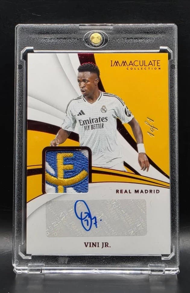 2024-25 Panini Immaculate Soccer Vini Jr Real Madrid Logo Patch Auto 1/1