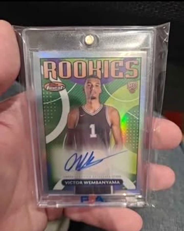 Topps Finest Victor Wembanyama Autograph Rookie RC Refractor