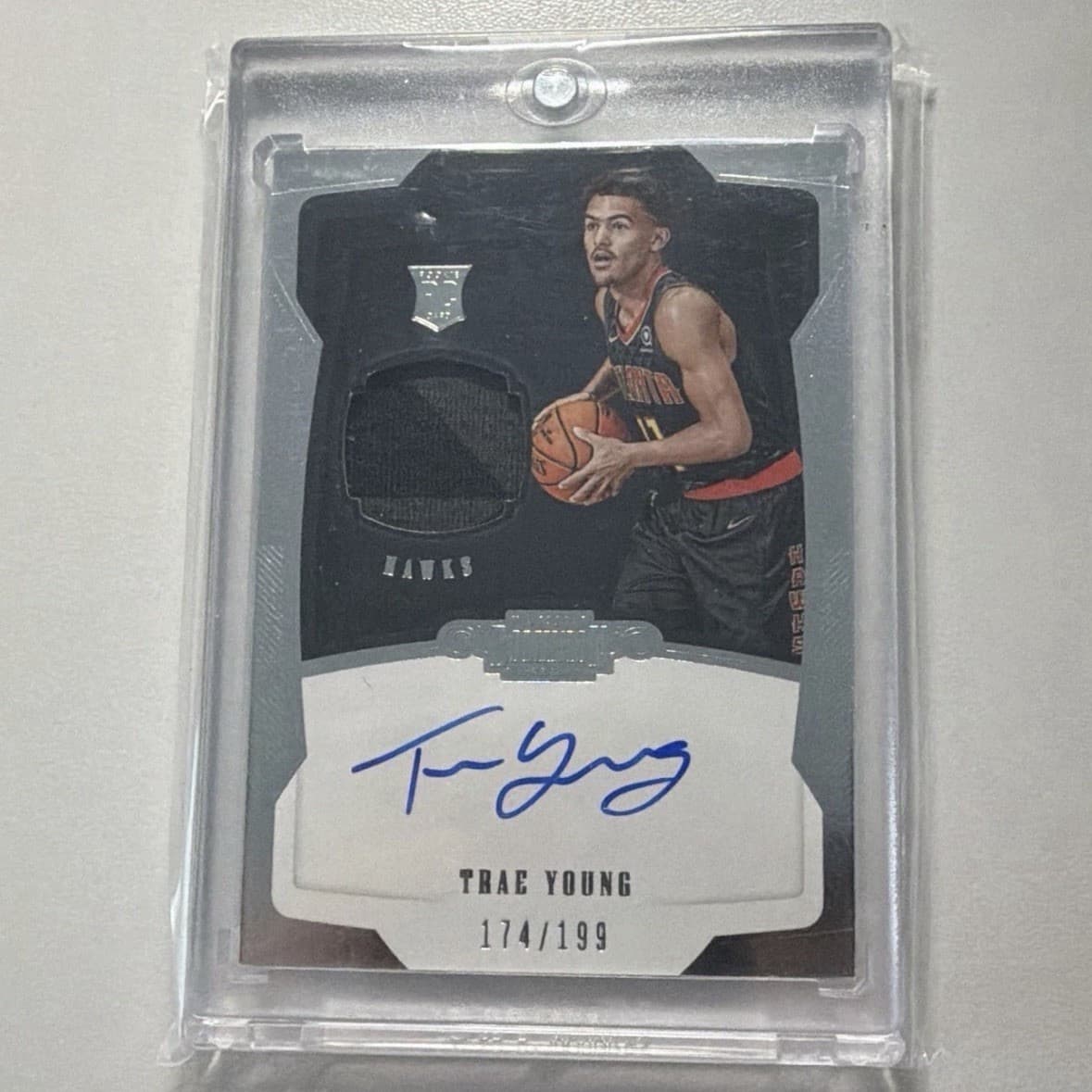 Panini 2018-19 Dominion Trae Young RC Auto Jersey Mem 180 /199 Hawks Wizards RPA