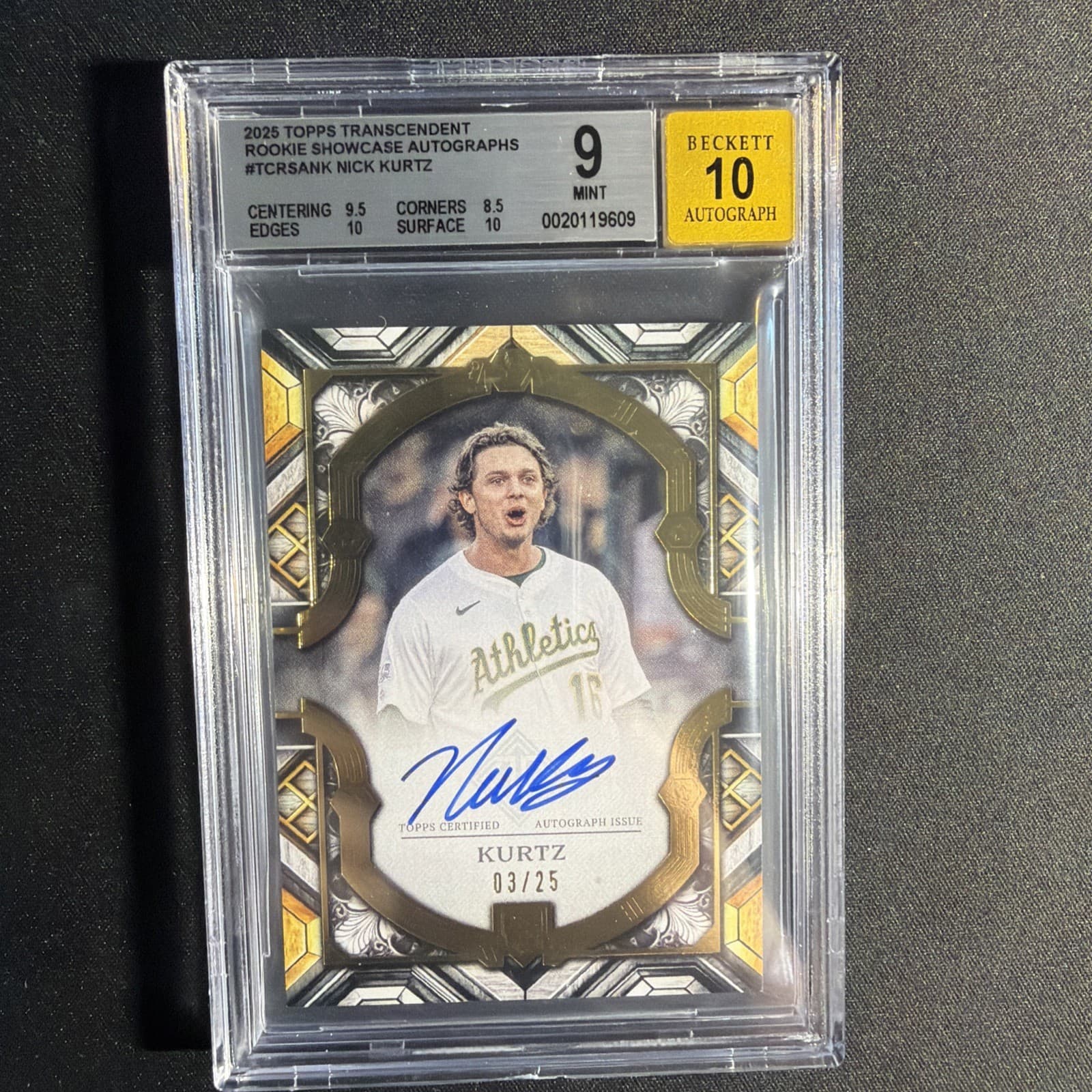 Nick Kurtz 2025 Topps Transcendent Rookie Showcase Autographs 3/25 On Card Auto