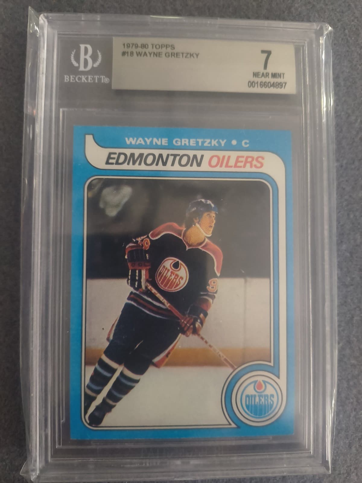 1979 TOPPS #18 WAYNE GRETZKY RC ROOKIE BGS 7 🔥 Looks Better🔥