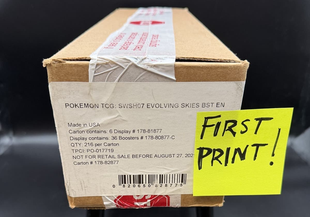 2021 Pokemon Sword & Shield Evolving Skies Booster Box (First Print) - Sealed