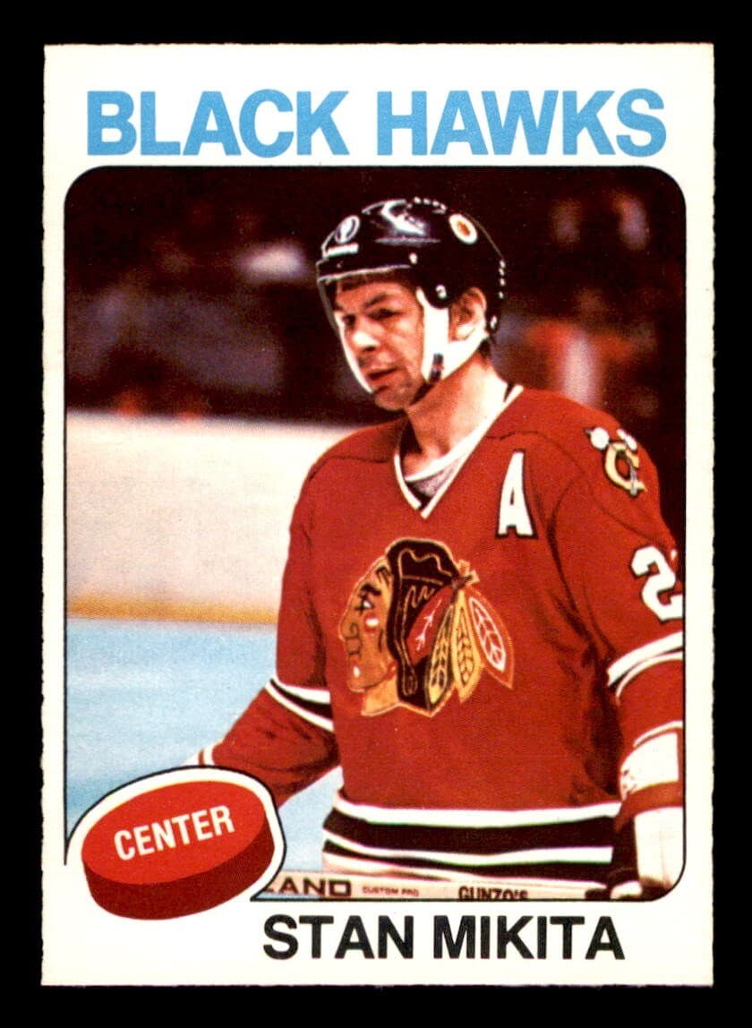 1975 OPC O-Pee-Chee Hockey #30 Stan Mikita NM/MT *e1