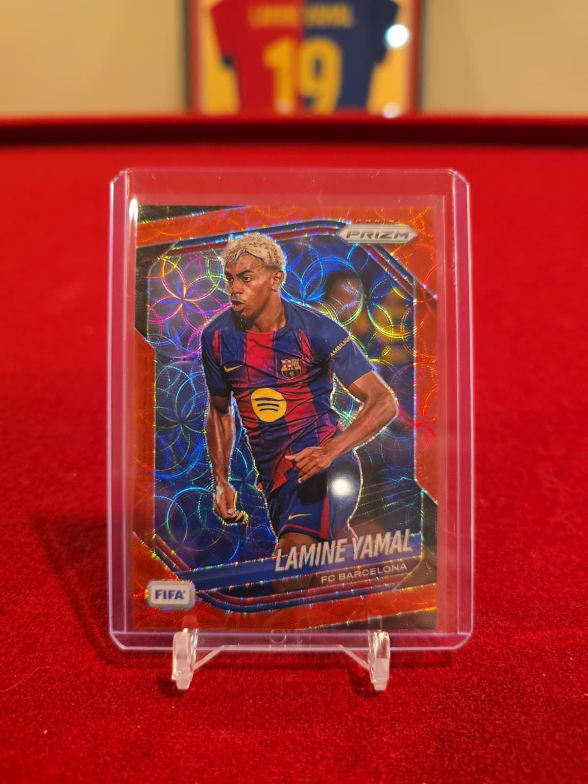 2025-26 Panini Prizm FIFA Soccer Red Choice #245 Lamine Yamal 63/88