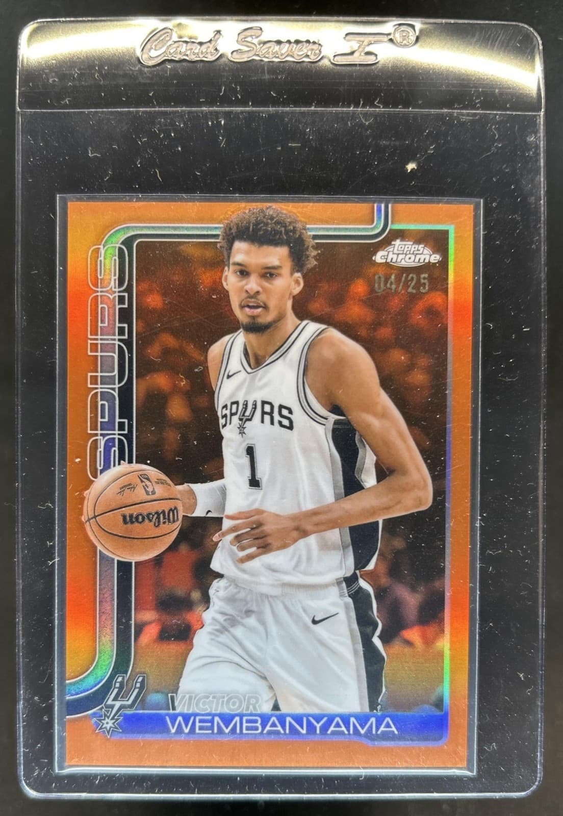 2025-26 Topps Chrome Victor Wembanyama Orange Refractor #/25 Spurs